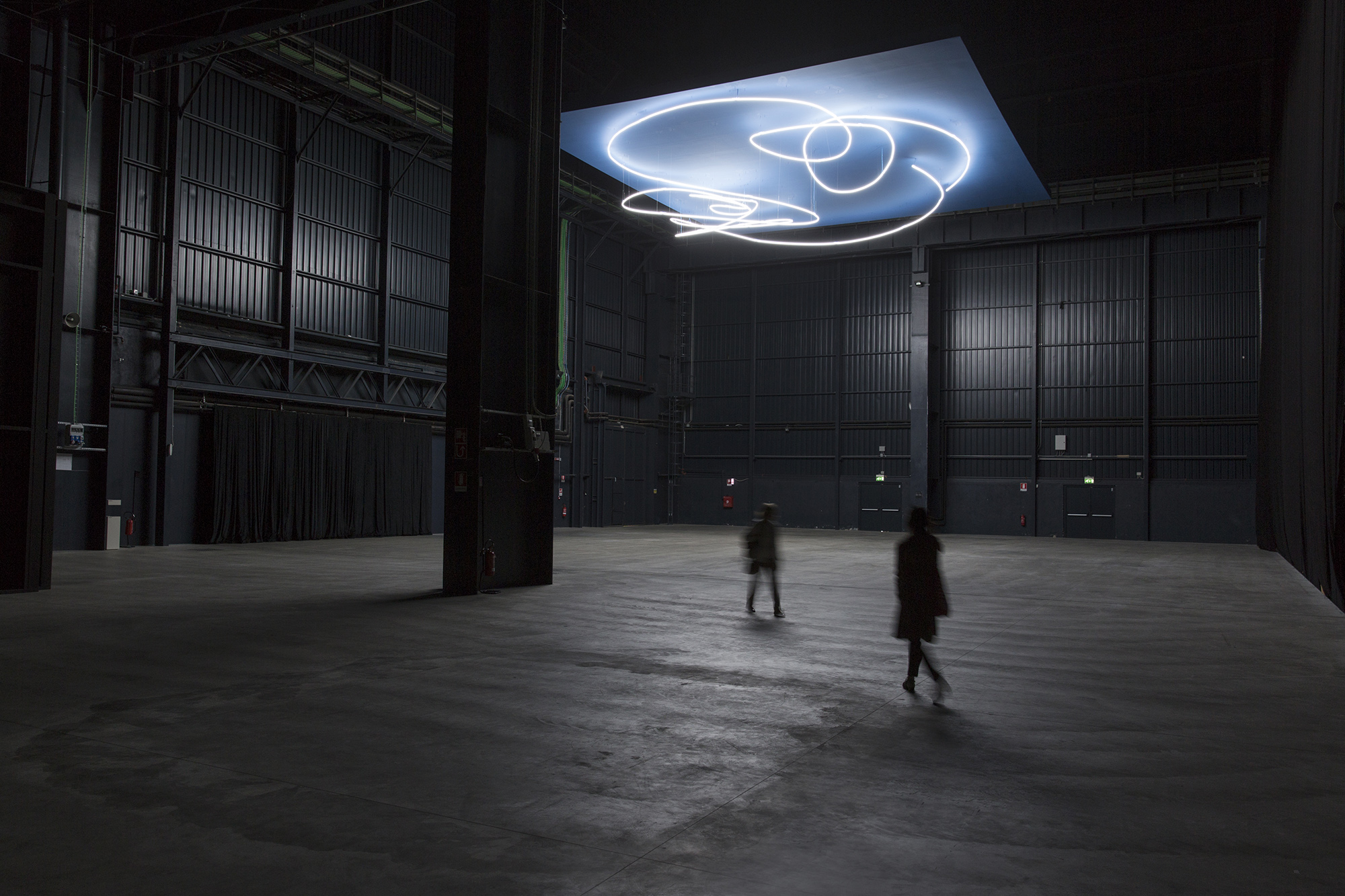 Lucio Fontana - \"Ambienti/Environments\" 2017 -  Exhibition view. Courtesy Pirelli HangarBicocca ©Fondazione Lucio Fontana