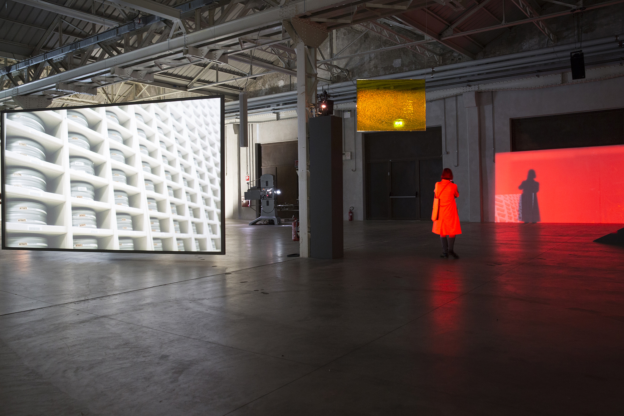Rosa Barba, “From Source to Poem Rhythm Reader”-  Exhibition view. Courtesy the Artist and Pirelli HangarBicocca
