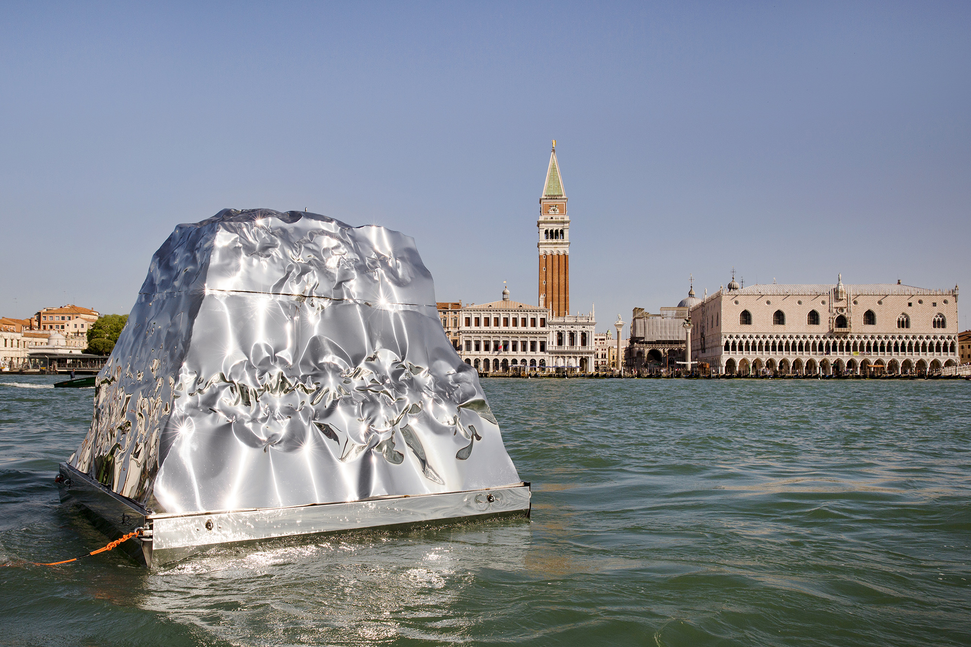 Helidon Xhixha - “Iceberg a Venezia” - 2015
